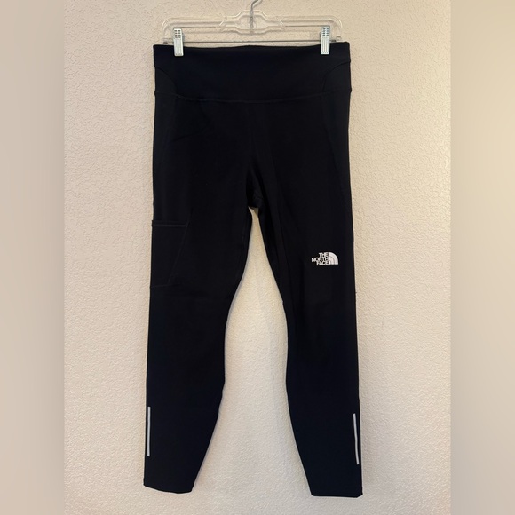 North face leggings black with pockets - Picture 1 of 7